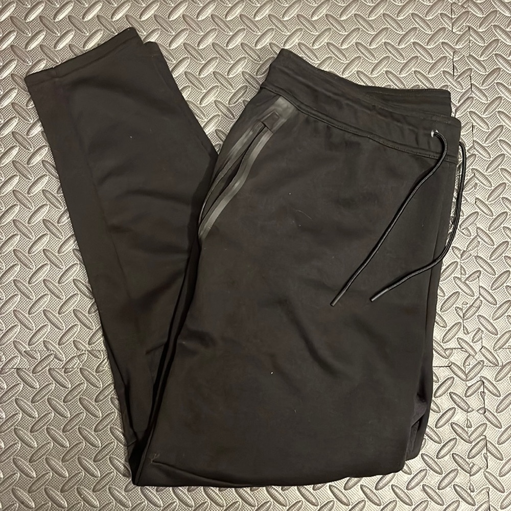 Black jogger sweatpants